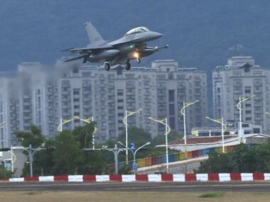 Задержанные поставки американских истребителей F-16 для Тайваня начнутся в 2026 году