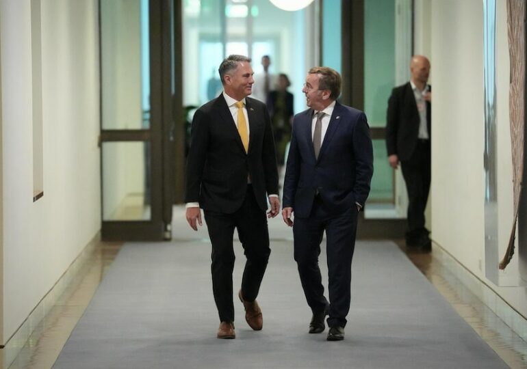 Германия и Австралия создадут космическую систему слежения за РФ и Китаем 