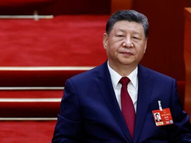 Си Цзиньпин призвал ускорить развитие новой энергетической системы Китая