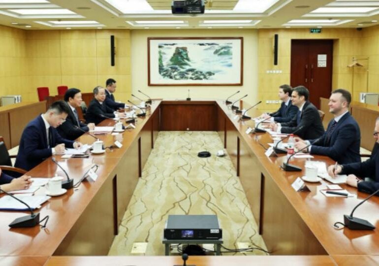 Посол Нечитайло встретился с руководителем Группы межпарламентской дружбы «Китай-Украина» Лоу Циньцзянем