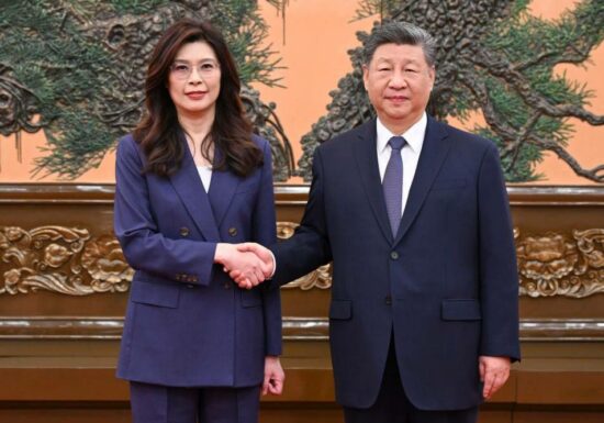 Си Цзиньпин провел встречу с главой тайваньской оппозиции в Пекине