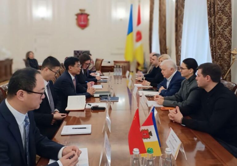 Посол Китая в Украине посетил Одессу