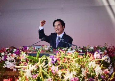 Президент Тайваня отменил первую за более чем год зарубежную поездку