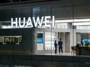 Китай пригрозил ЕС ответными мерами в случае запрета оборудования Huawei