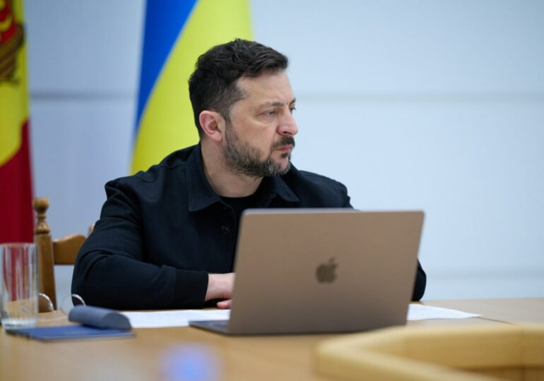 Зеленский заявил, что не видит готовности Китая оказывать давление на Путина