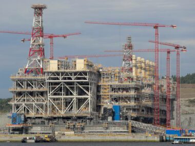 КНР готовит второй СПГ-терминал для газа из РФ, попадающего под санкции – Reuters 