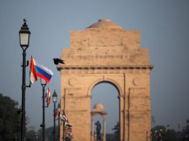 Россия начала импортировать бензин из Индии из-за дефицита топлива – Reuters 