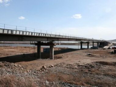 РФ та КНДР завершують будівництво першого автомобільного мосту між країнами – The Guardian