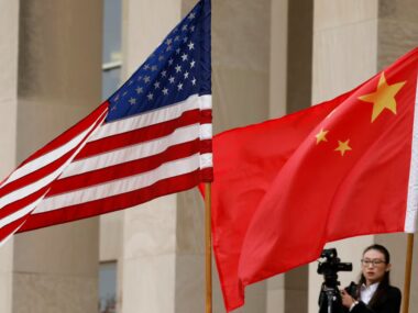 США заборонили імпорт продукції ще 43 китайських компаній 
