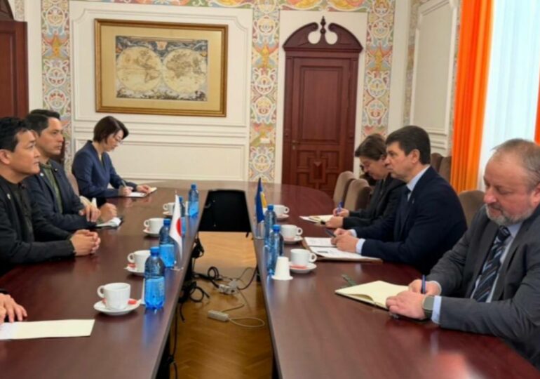 Заступник глави МЗС України зустрівся з японськими парламентаріями