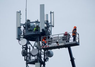 ЄС може продовжити термін відмови від телеком-обладнання з КНР