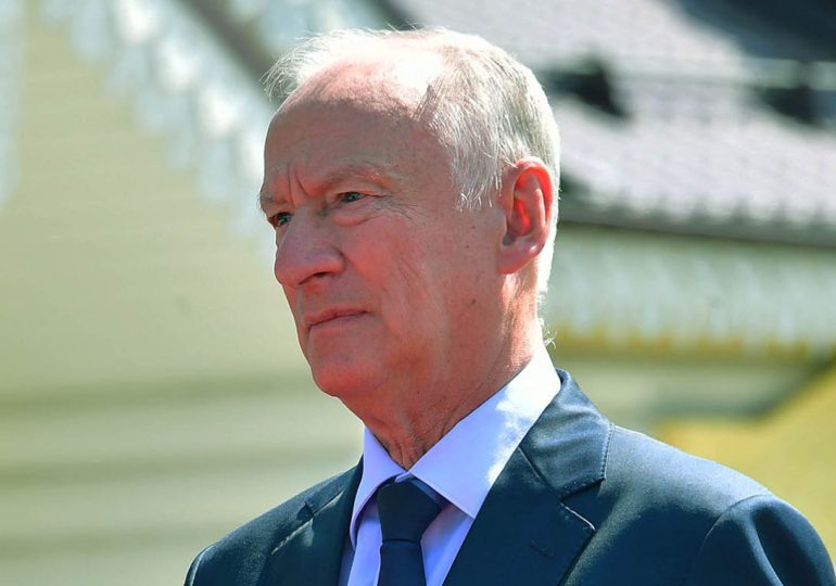 Помічник президента РФ відвідає КНР