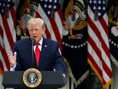 США продовжують переговори з РФ та КНР про ядерне роззброєння – Трамп