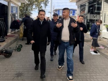 Радник-посланник Чжоу Мулян відвідав китайську громаду в Одесі